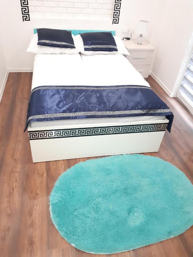 Apartamenty Centrum Mala Dwojeczka Blekitna Panoramiczna Balkonem Promenada Kielce Eksteriør billede