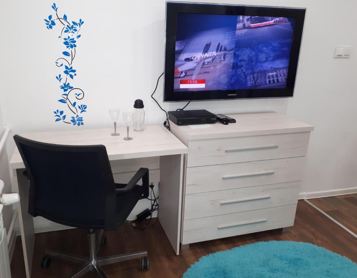 Apartamenty Centrum Mala Dwojeczka Blekitna Panoramiczna Balkonem Promenada Kielce Eksteriør billede