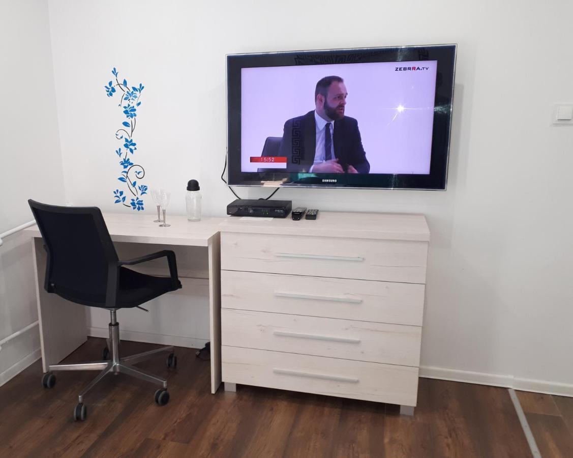 Apartamenty Centrum Mala Dwojeczka Blekitna Panoramiczna Balkonem Promenada Kielce Eksteriør billede